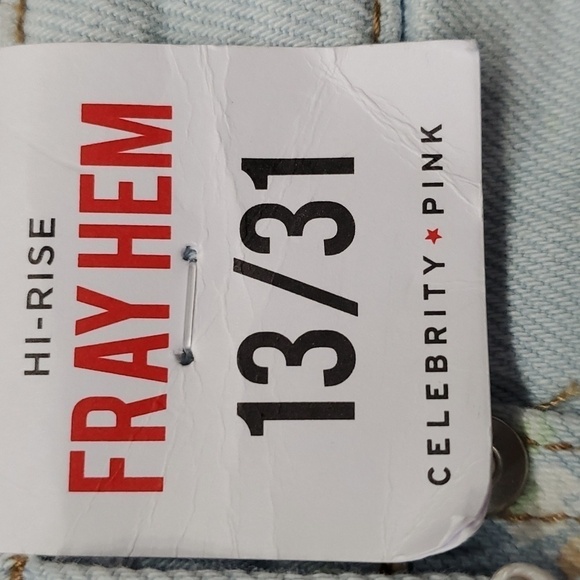 CELEBRITY PINK. HI-RISE SHORTS, FRAY HEM 13/31 NWT light blue with floral design - Picture 8 of 12